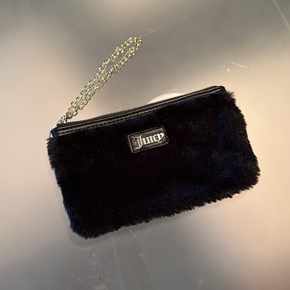 NWOT Juicy Couture wristlet - Picture 3 of 7